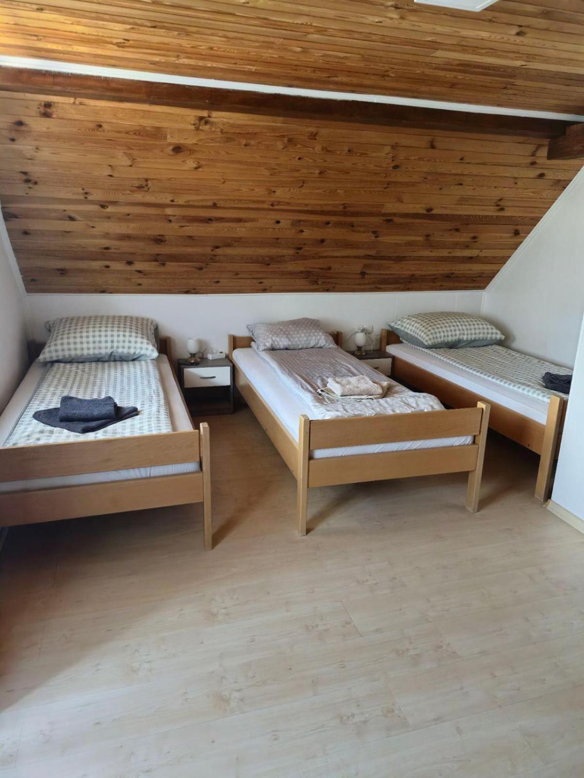Kometer Soba Bovec Exterior foto